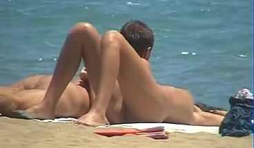 Naked Couples On Island Beach Spycam 1